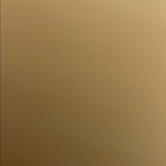 Meet your Posher, Alli - Picture 1 of 1